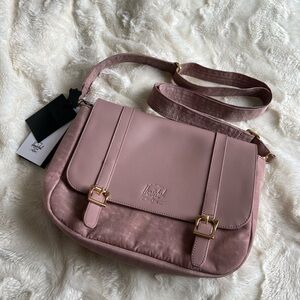 Brand New Herschel Satchel Orion Retreat Crossbody in Ash Rose